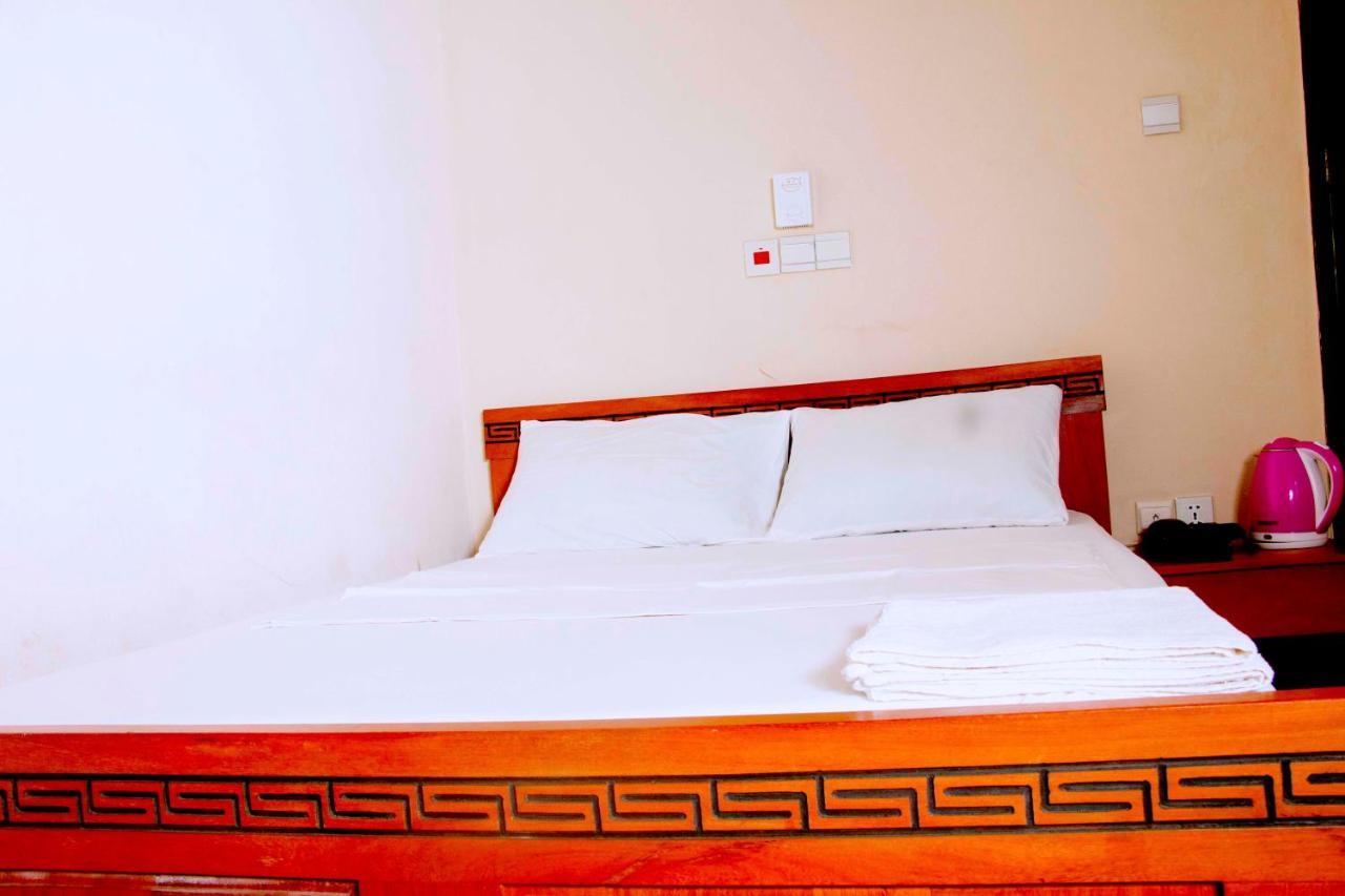 Nora Hotel Котону Екстер'єр фото