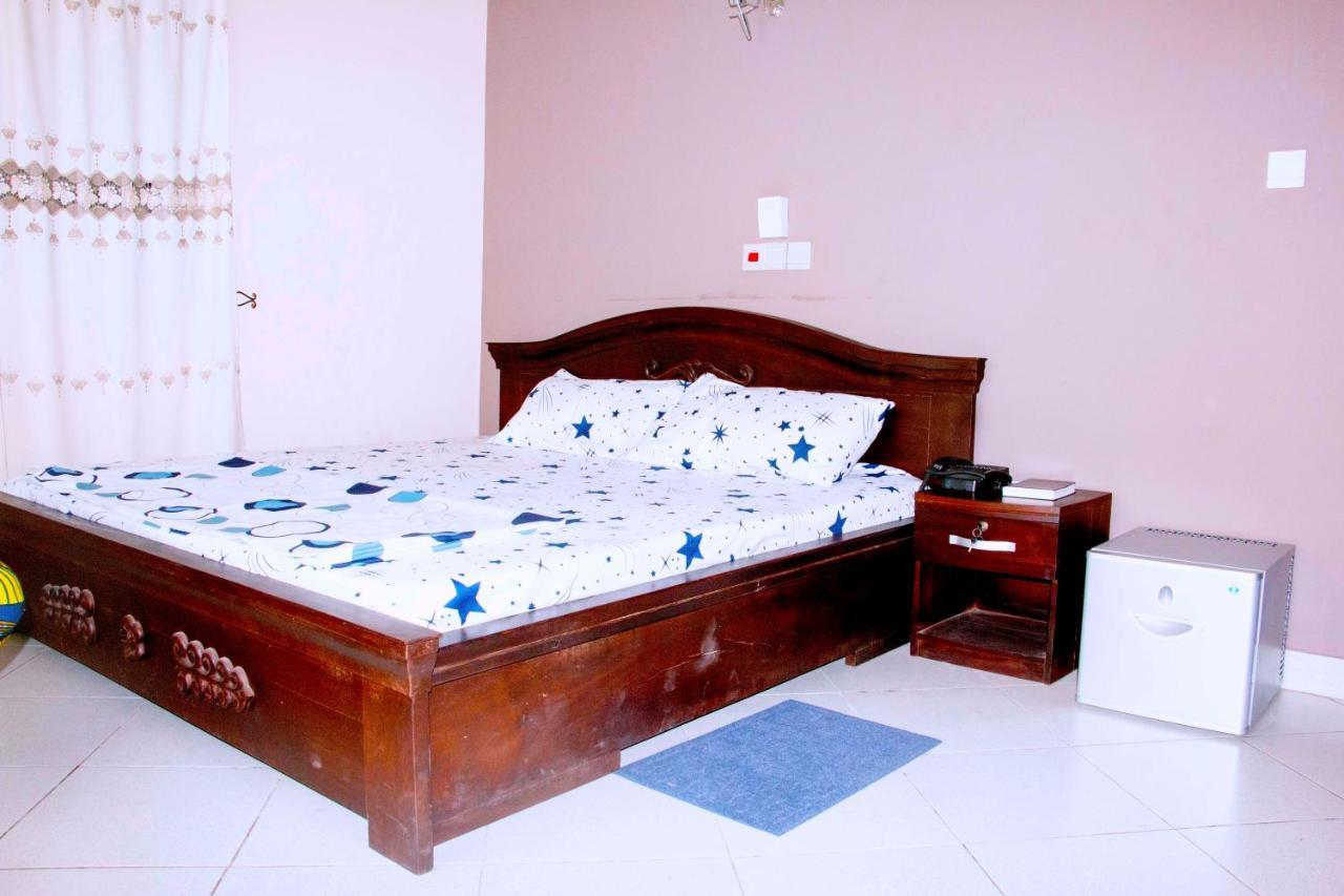 Nora Hotel Котону Екстер'єр фото